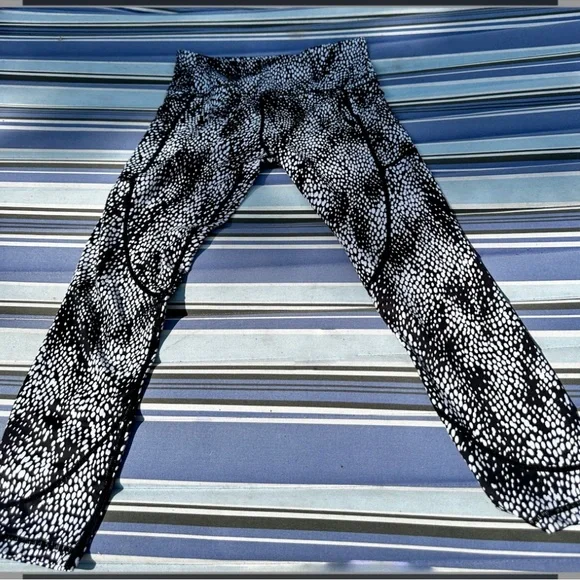 Zyia black viper light and tight 12 - Picture 2 of 5